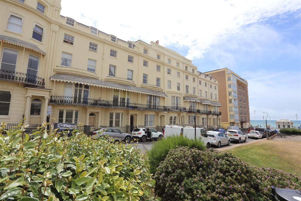 3 bed 1st Floor Flat for rent in Brighton and Hove. From Property Moves