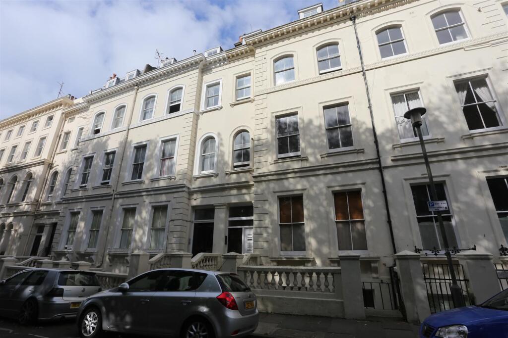 1 bed 1st Floor Flat for rent in Brighton and Hove. From Property Moves