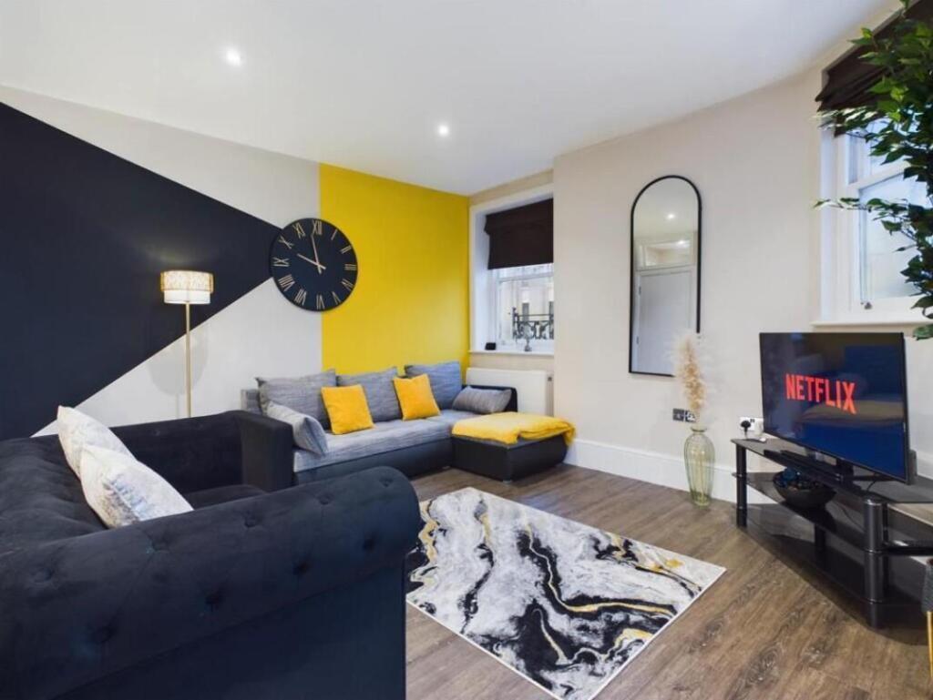 1 bed 1st Floor Flat for rent in Brighton and Hove. From Property Moves