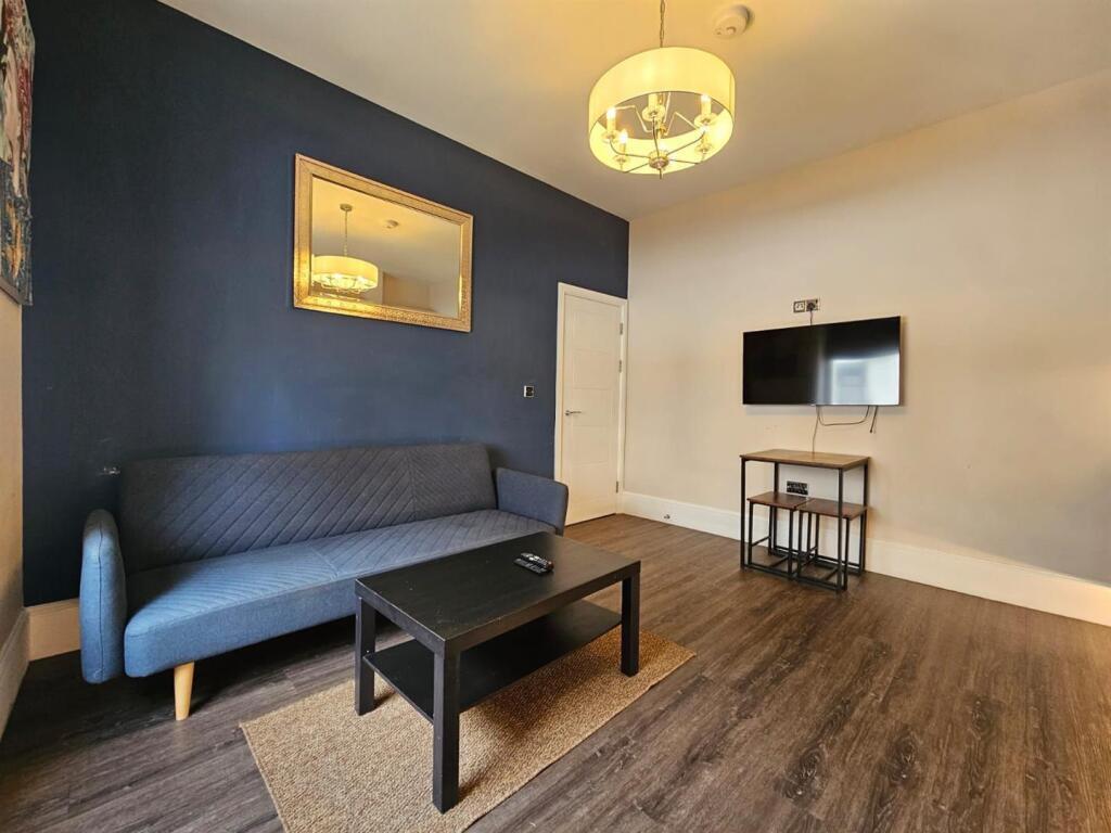 1 bed 1st Floor Flat for rent in Brighton and Hove. From Property Moves