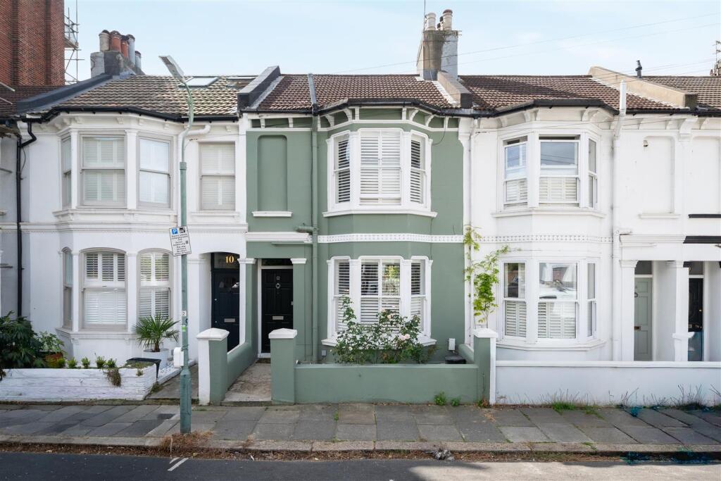 3 bed Detached for rent in Brighton and Hove. From Property Moves 3 bed Detached for rent in Brighton and Hove. From Property Moves