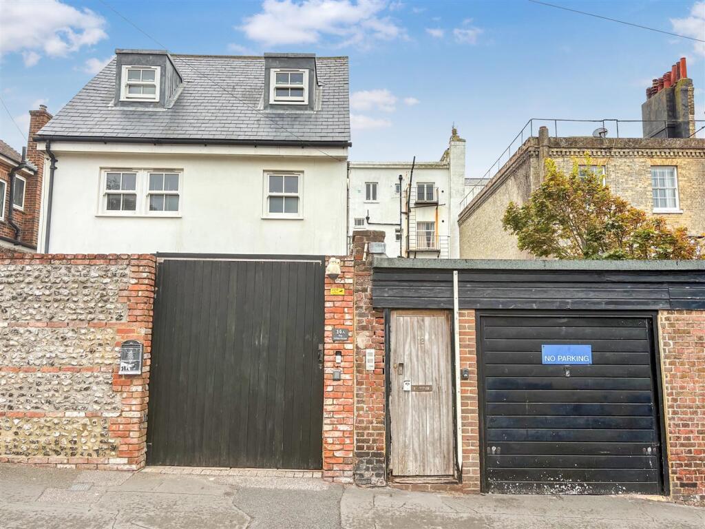 1 bed 1st Floor Flat for rent in Ovingdean. From Property Moves