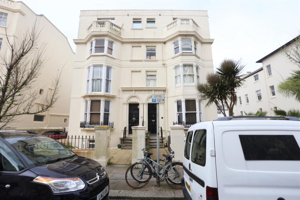 1 bed 1st Floor Flat for rent in Brighton and Hove. From Property Moves 1 bed 1st Floor Flat for rent in Brighton and Hove. From Property Moves