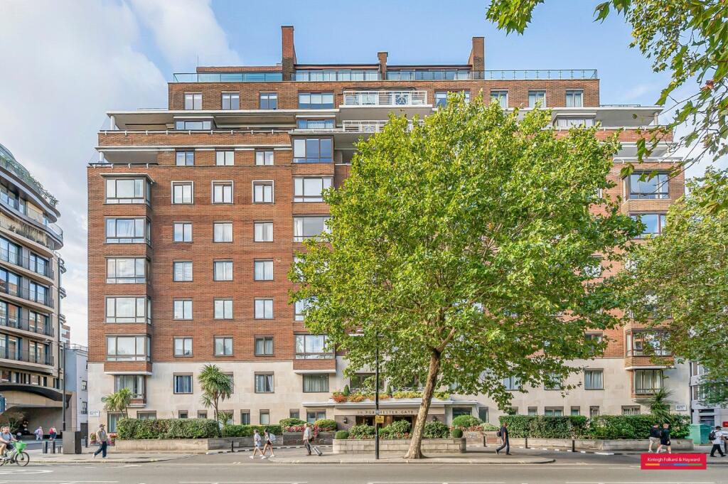 4 bed 1st Floor Flat for rent in London. From Kinleigh Folkard & Hayward 4 bed 1st Floor Flat for rent in London. From Kinleigh Folkard & Hayward