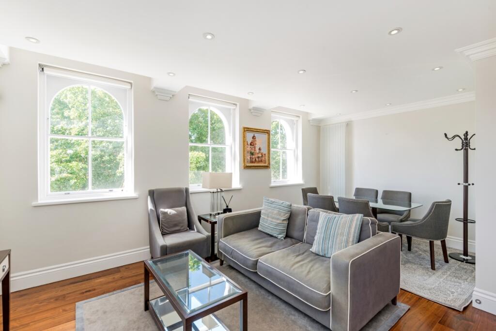 2 bed 1st Floor Flat for rent in London. From Kinleigh Folkard & Hayward