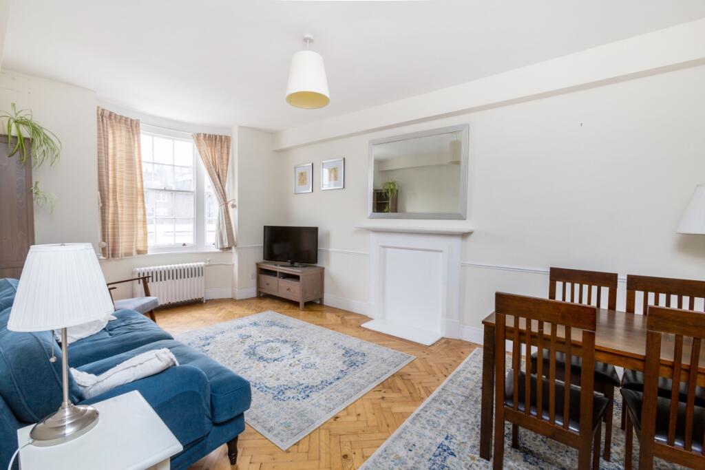 2 bed 1st Floor Flat for rent in London. From Kinleigh Folkard & Hayward