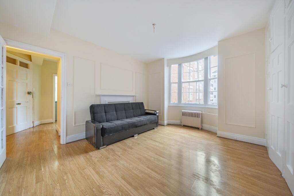 4 bed 1st Floor Flat for rent in Paddington. From Kinleigh Folkard & Hayward