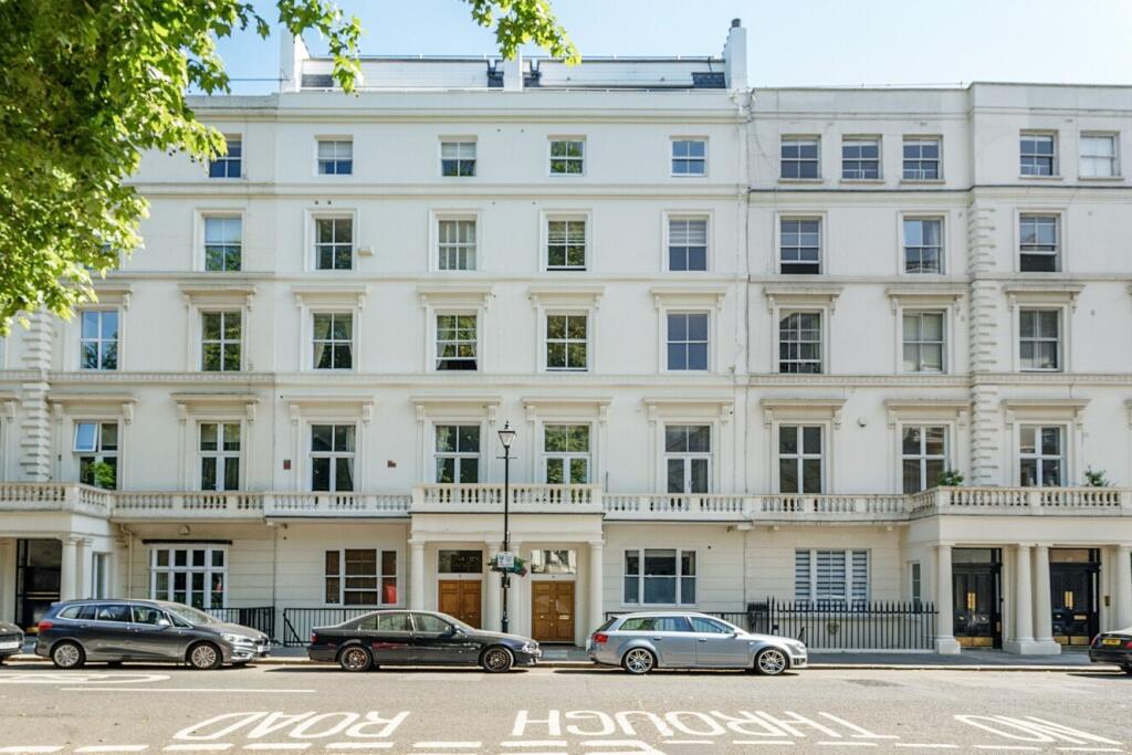 2 bed Duplex for rent in Paddington. From Kinleigh Folkard & Hayward