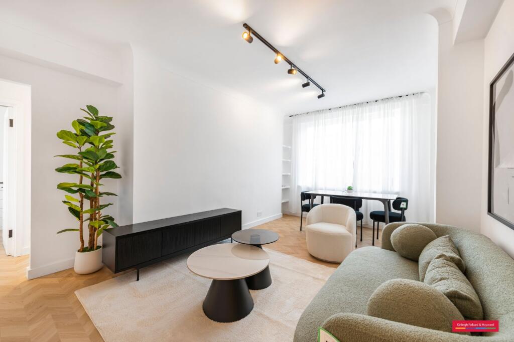 2 bed 1st Floor Flat for rent in London. From Kinleigh Folkard & Hayward