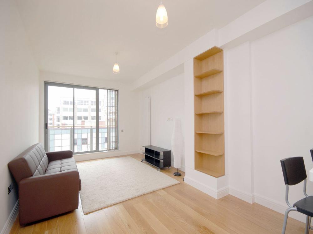 2 bed Apartment for rent in London. From Hurford Salvi Carr