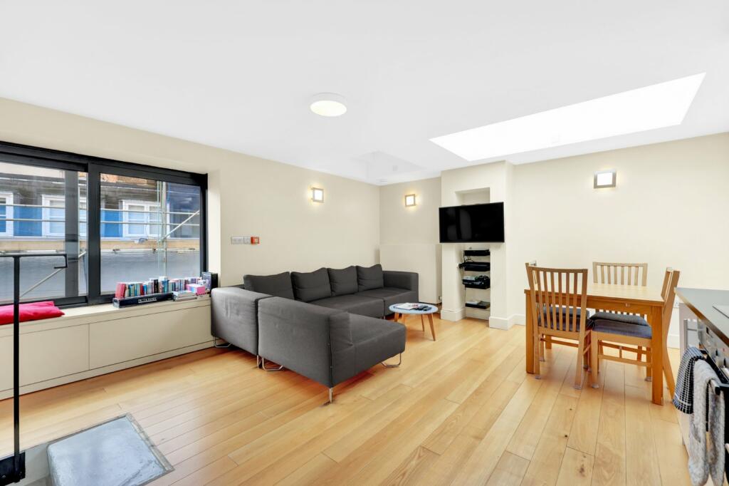 3 bed Mid Terraced House for rent in London. From Hurford Salvi Carr