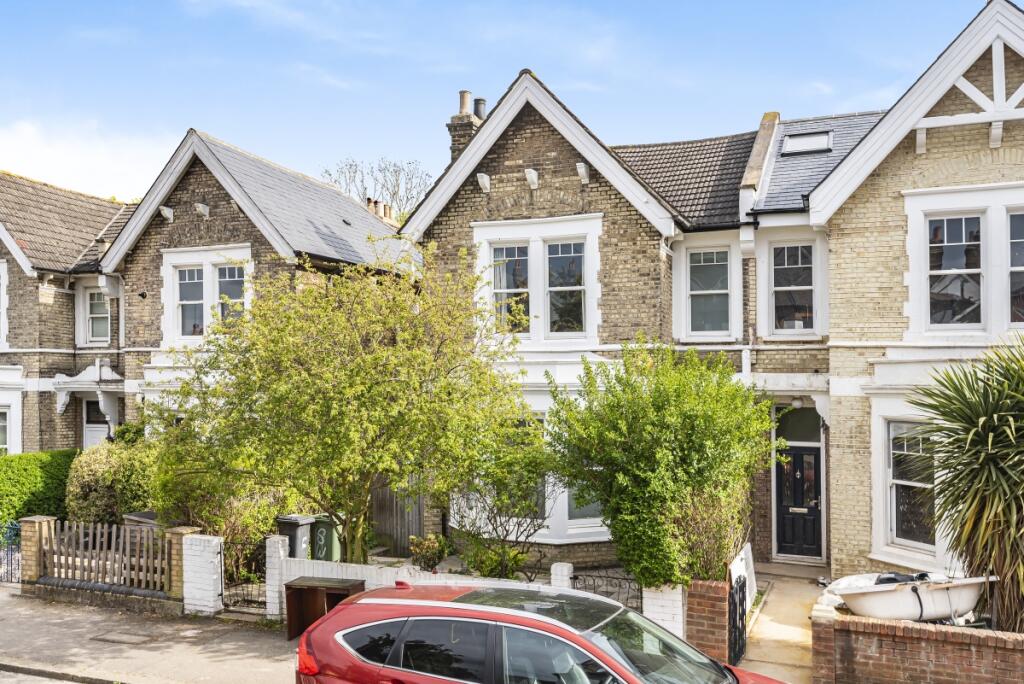 5 bed Detached House for rent in Streatham. From Kinleigh Folkard & Hayward