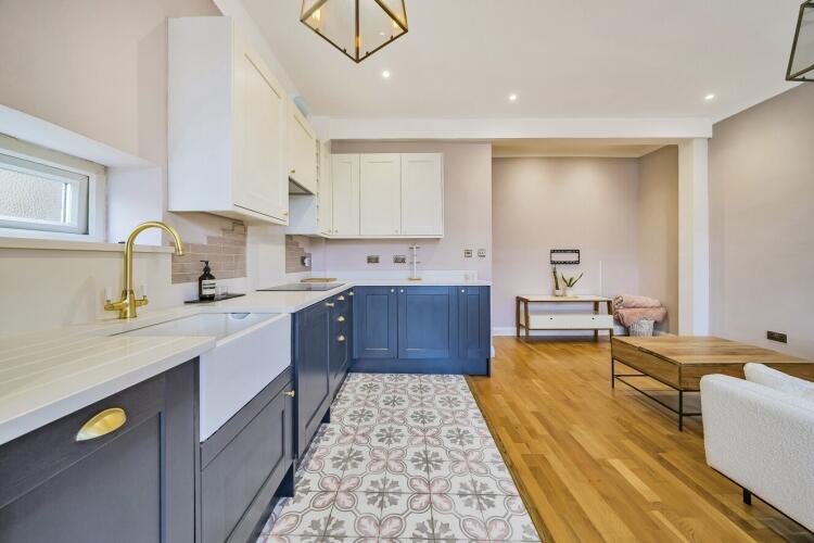 2 bed Apartment for rent in Streatham. From Kinleigh Folkard & Hayward