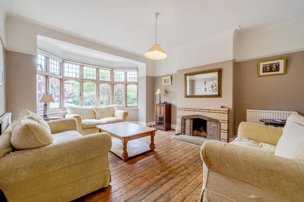 4 bed Semi Detached for rent in London. From Kinleigh Folkard & Hayward - Sales - Streatham