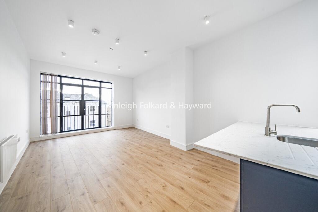 1 bed 1st Floor Flat for rent in Streatham. From Kinleigh Folkard & Hayward - Sales - Streatham 1 bed 1st Floor Flat for rent in Streatham. From Kinleigh Folkard & Hayward - Sales - Streatham