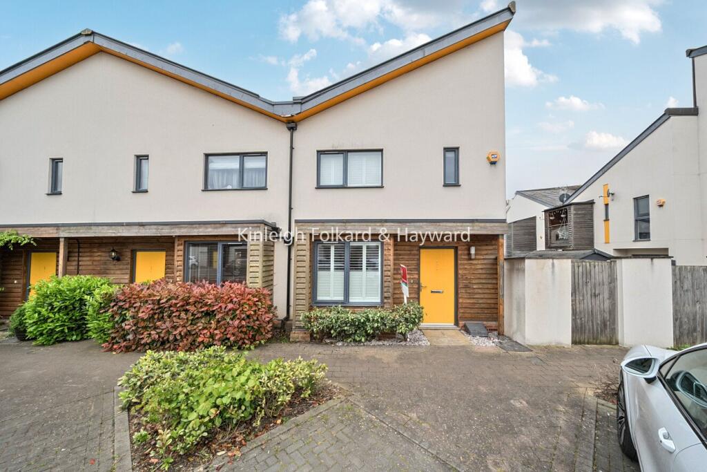 2 bed Detached for rent in London. From Kinleigh Folkard & Hayward - Sales - Streatham