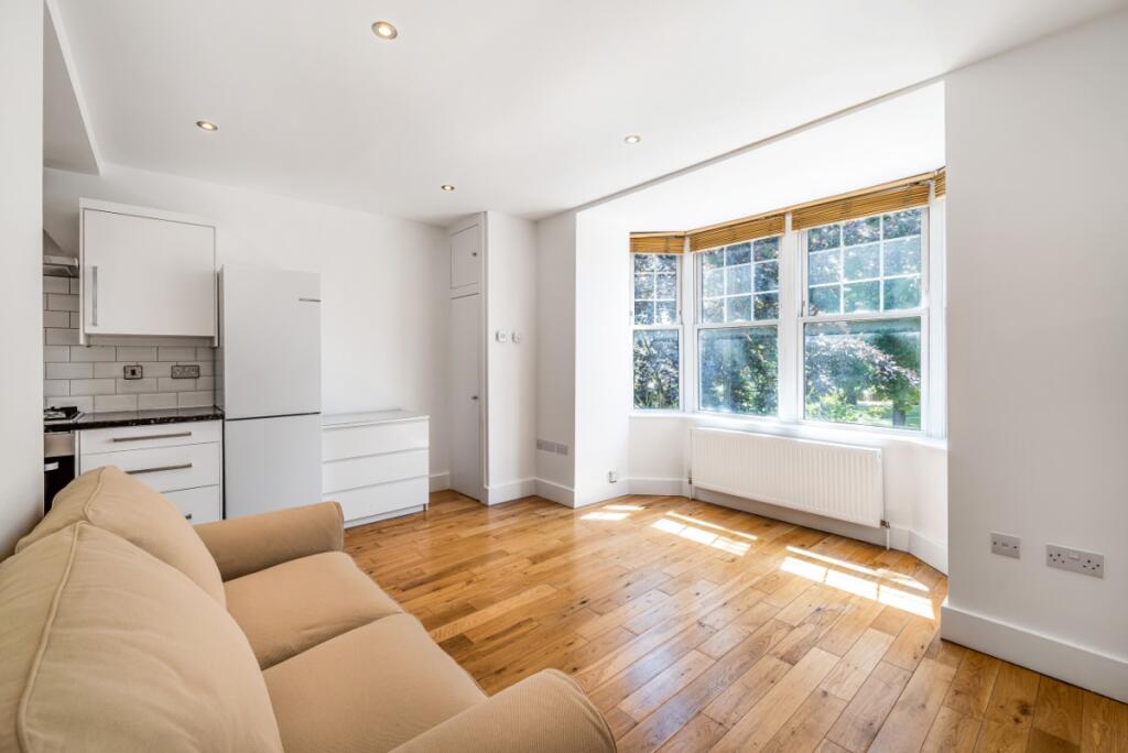 1 bed 1st Floor Flat for rent in London. From Kinleigh Folkard & Hayward - Sales - Streatham