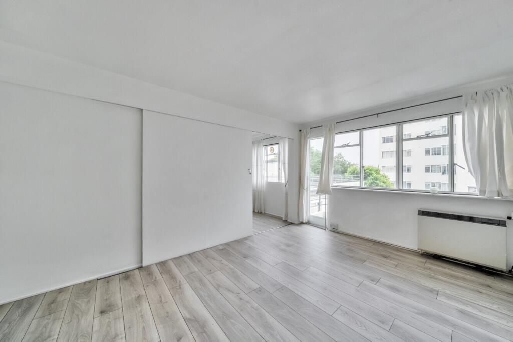 1 bed 1st Floor Flat for rent in London. From Kinleigh Folkard & Hayward - Sales - Streatham 1 bed 1st Floor Flat for rent in London. From Kinleigh Folkard & Hayward - Sales - Streatham