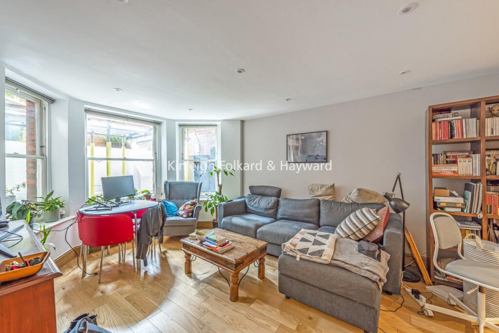 2 bed 1st Floor Flat for rent in Hampstead. From Kinleigh Folkard & Hayward - Sales - West Hampstead