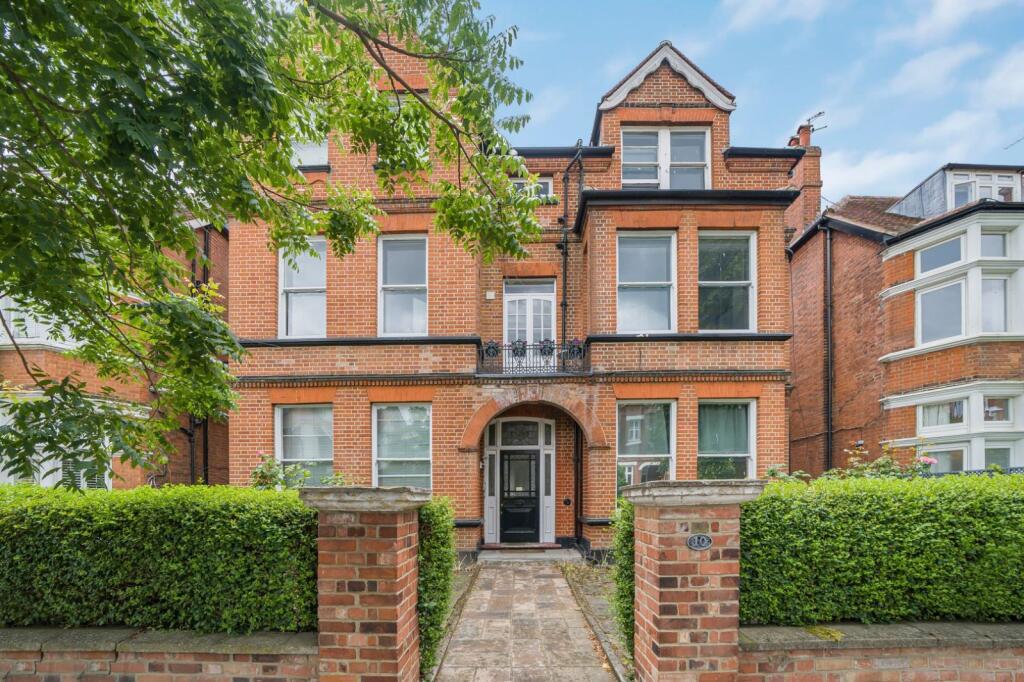 4 bed 1st Floor Flat for rent in London. From Kinleigh Folkard & Hayward - Sales - West Hampstead