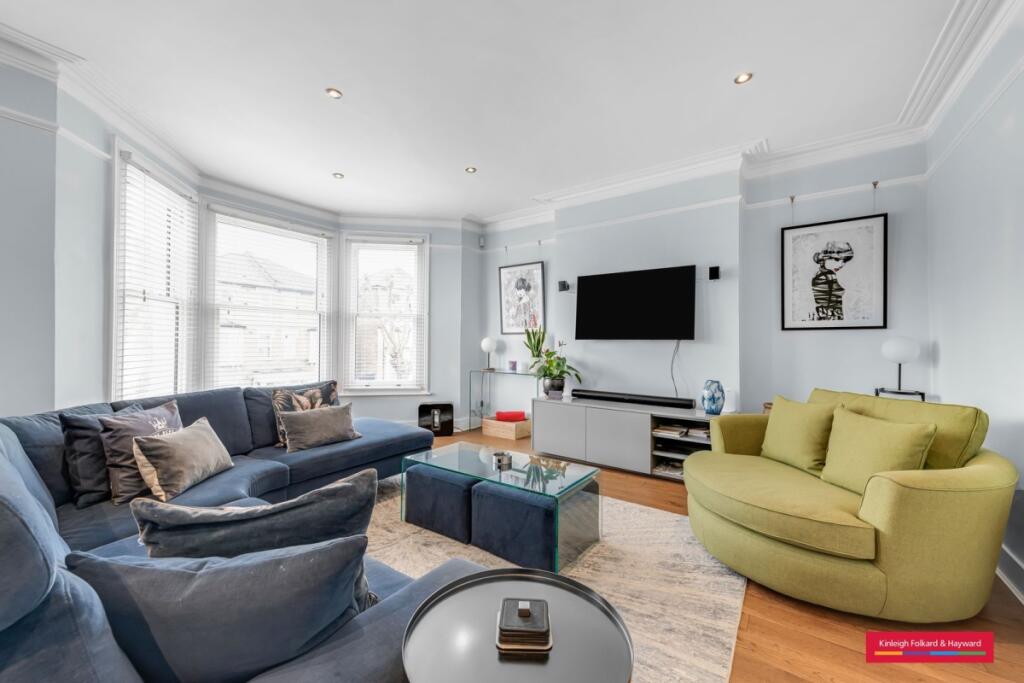 4 bed 1st Floor Flat for rent in Willesden. From Kinleigh Folkard & Hayward - Sales - West Hampstead