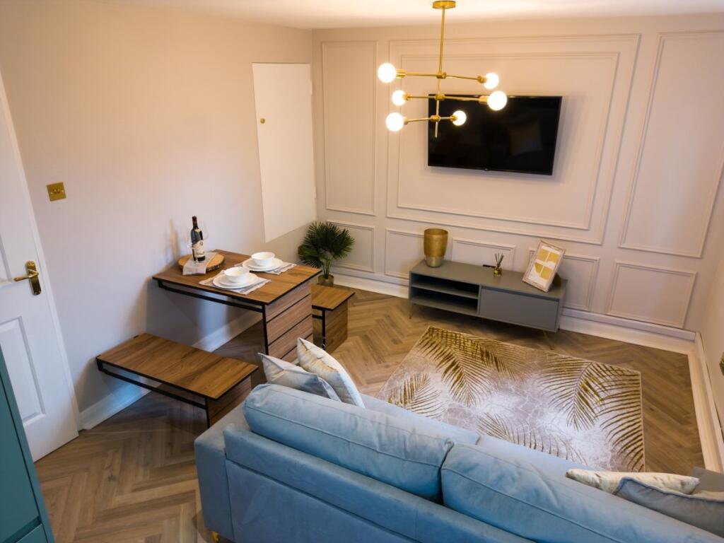 2 bed 1st Floor Flat for rent in London. From Kinleigh Folkard & Hayward - Sales - West Hampstead