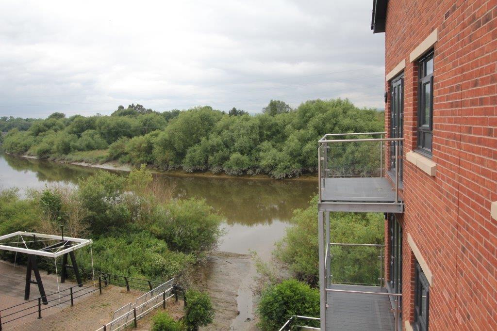 2 bed Apartment for rent in Chester. From Thomas Property Group - Chester