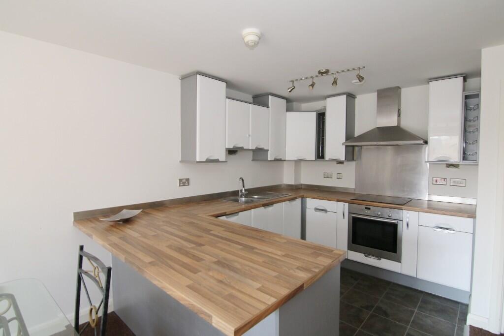 2 bed Apartment for rent in Chester. From Thomas Property Group - Chester
