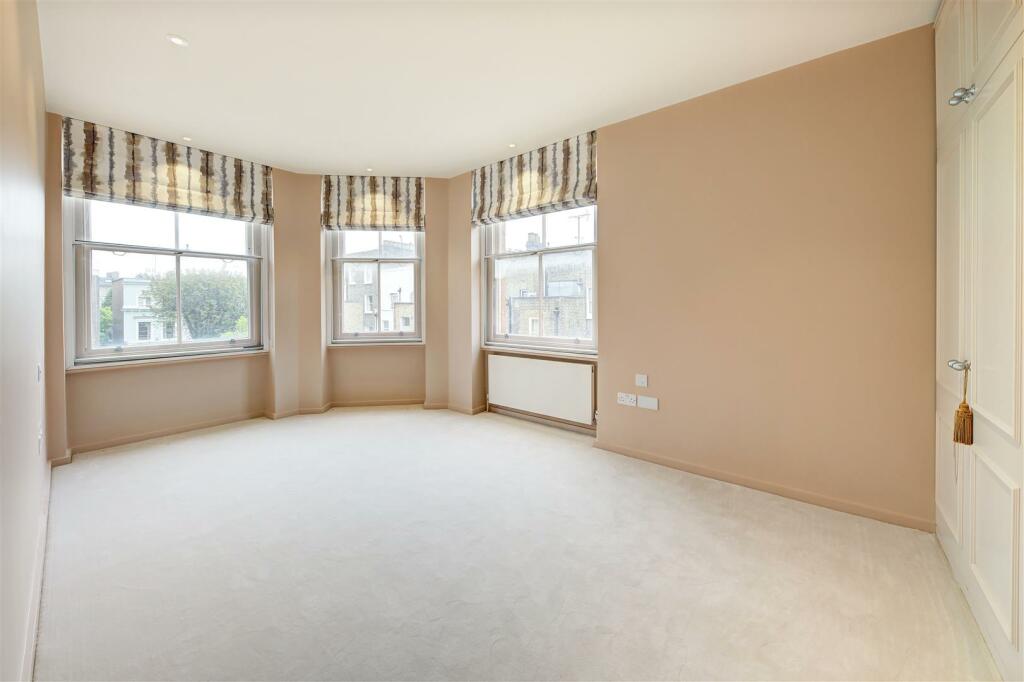 4 bed Flat for rent in Chelsea. From Aylesford International Property Consultants