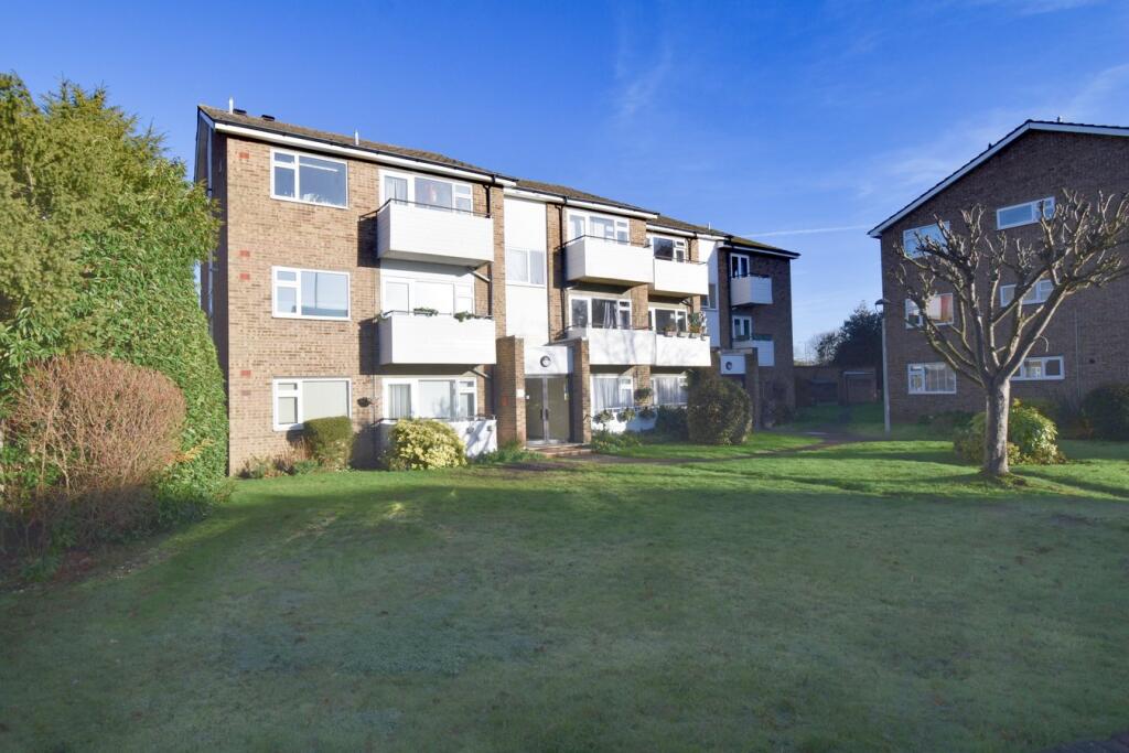 1 bed Apartment for rent in Walton-on-Thames. From Martin Flashman & Co. - Walton-on-Thames