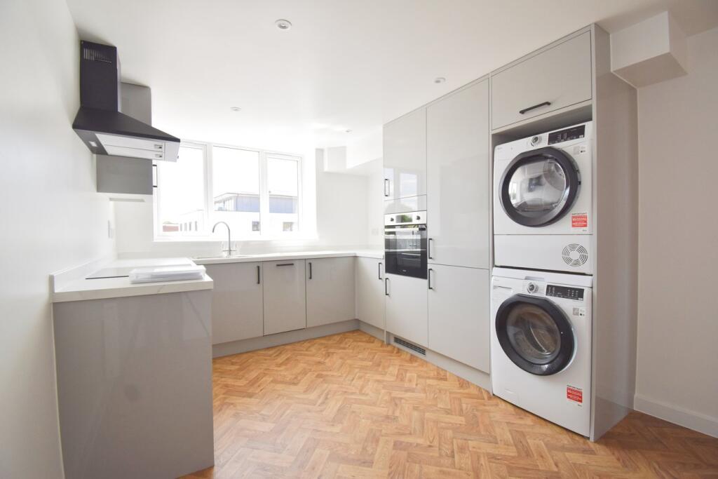 1 bed Apartment for rent in Shepperton. From Martin Flashman & Co. - Walton-on-Thames 1 bed Apartment for rent in Shepperton. From Martin Flashman & Co. - Walton-on-Thames