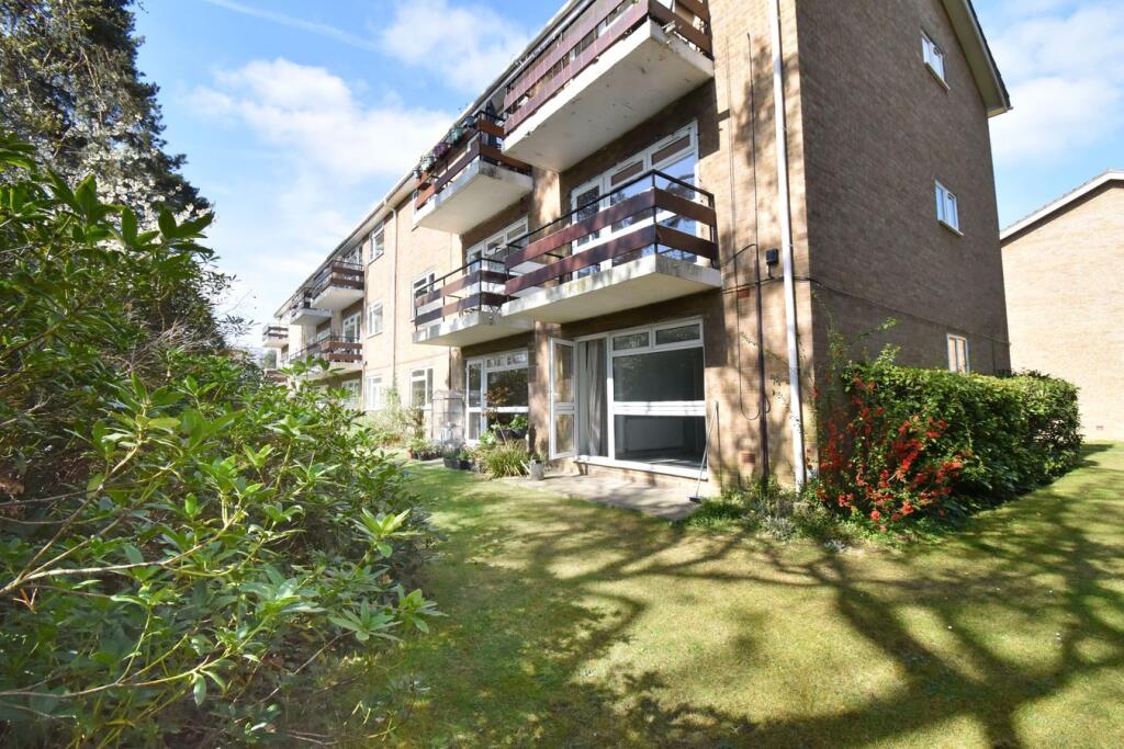1 bed 1st Floor Flat for rent in Walton-on-Thames. From Martin Flashman & Co. - Walton-on-Thames 1 bed 1st Floor Flat for rent in Walton-on-Thames. From Martin Flashman & Co. - Walton-on-Thames