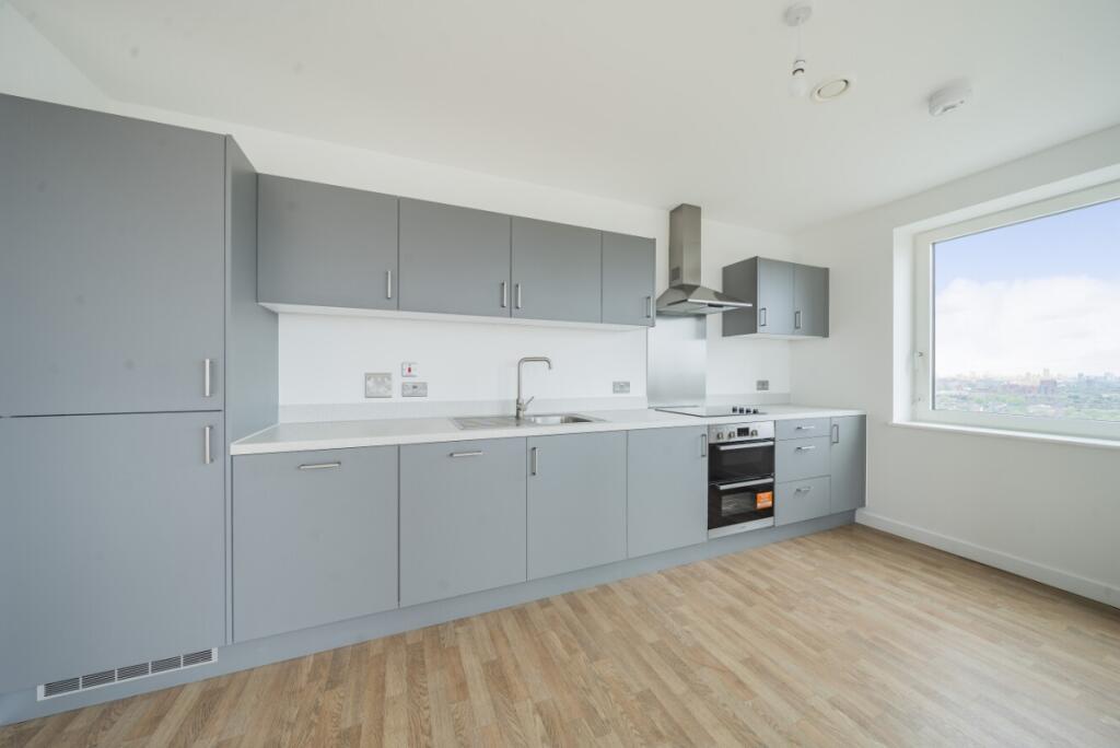 2 bed 1st Floor Flat for rent in London. From Kinleigh Folkard & Hayward - Sales - Blackheath