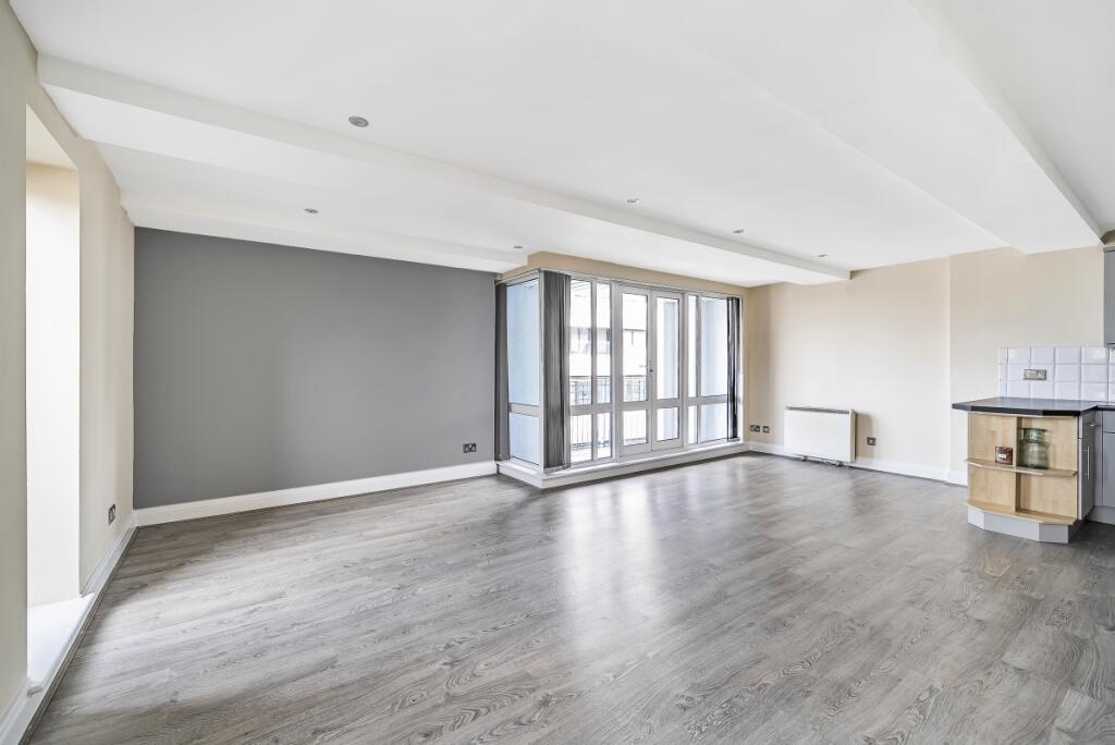 2 bed 1st Floor Flat for rent in London. From Kinleigh Folkard & Hayward - Sales - Blackheath