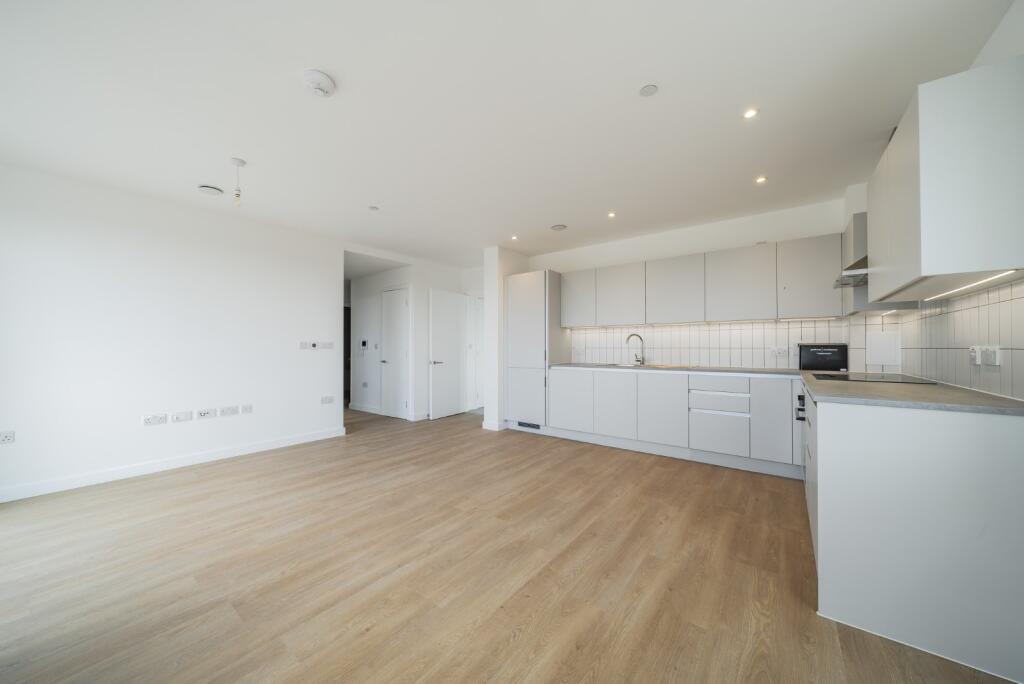 3 bed Not Specified for rent in Barking. From Kinleigh Folkard & Hayward - Sales - Blackheath