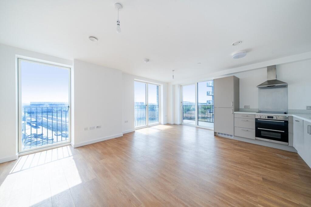 2 bed 1st Floor Flat for rent in Barking. From Kinleigh Folkard & Hayward - Sales - Blackheath