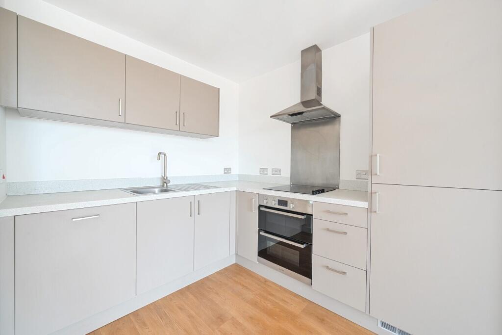 1 bed 1st Floor Flat for rent in Barking. From Kinleigh Folkard & Hayward - Sales - Blackheath 1 bed 1st Floor Flat for rent in Barking. From Kinleigh Folkard & Hayward - Sales - Blackheath