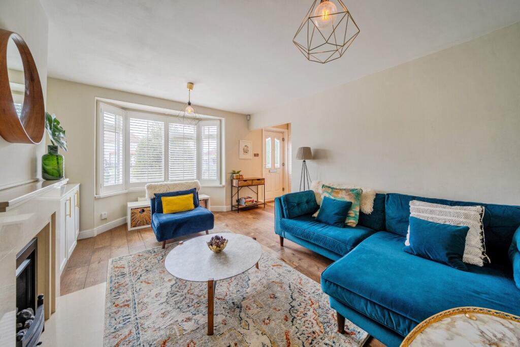 3 bed Semi Detached for rent in London. From Kinleigh Folkard & Hayward - Sales - Blackheath