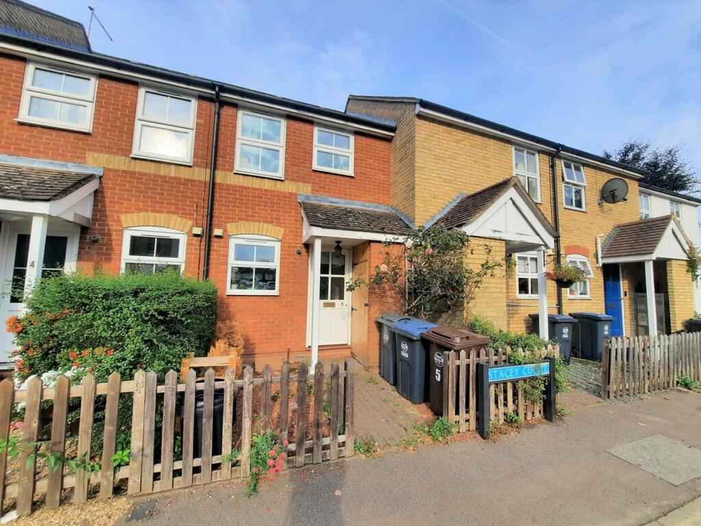 2 bed Mid Terraced House for rent in Bishop's Stortford. From Oliver Minton - Puckeridge