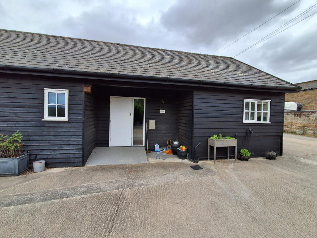 1 bed Detached bungalow for rent in Standon. From Oliver Minton - Puckeridge 1 bed Detached bungalow for rent in Standon. From Oliver Minton - Puckeridge