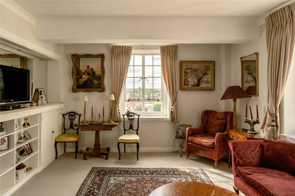 2 bed Apartment for rent in Chelsea. From Russell Simpson 2 bed Apartment for rent in Chelsea. From Russell Simpson