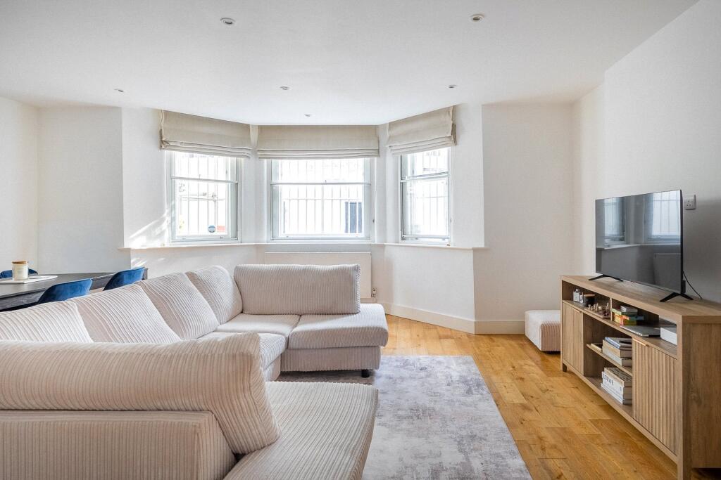 1 bed Detached for rent in Chelsea. From Russell Simpson 1 bed Detached for rent in Chelsea. From Russell Simpson