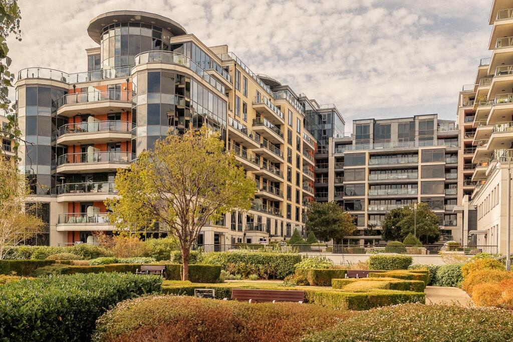 3 bed Apartment for rent in Fulham. From Russell Simpson 3 bed Apartment for rent in Fulham. From Russell Simpson