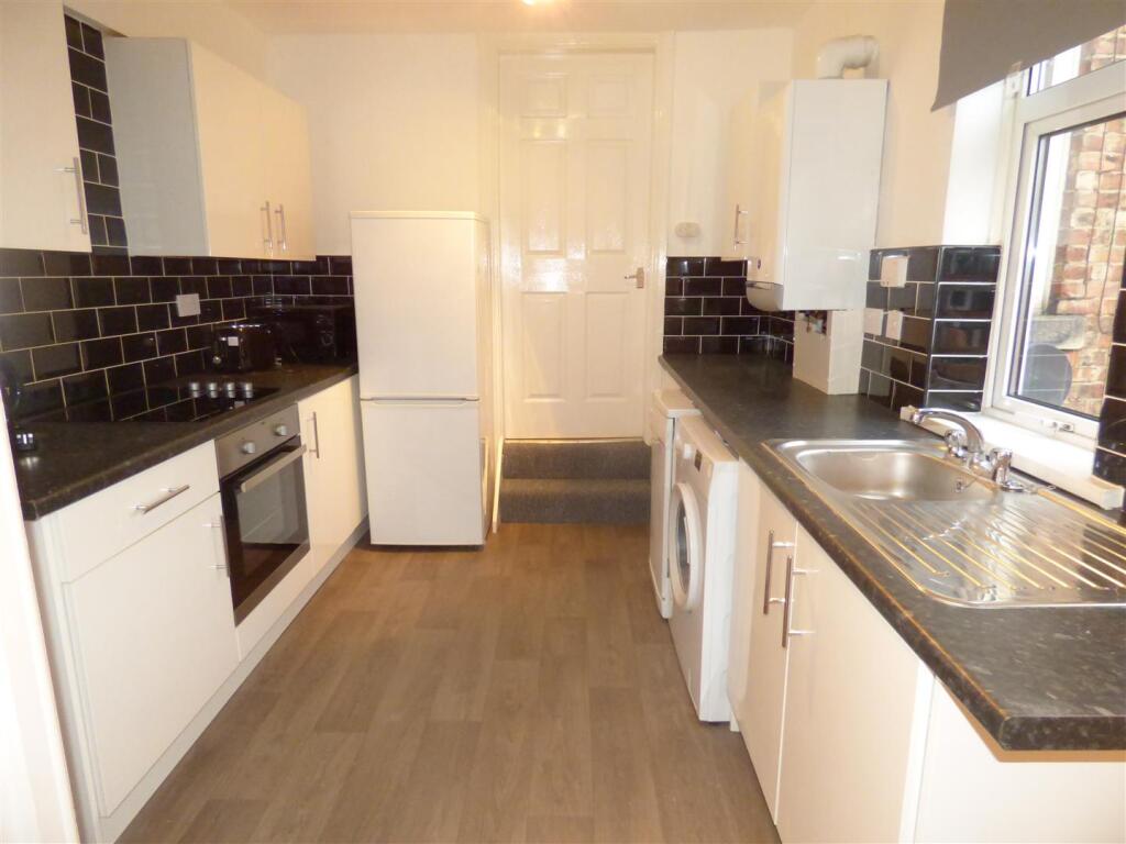 3 bed 1st Floor Flat for rent in Wallsend. From Wright Residential - Newcastle-Upon-Tyne