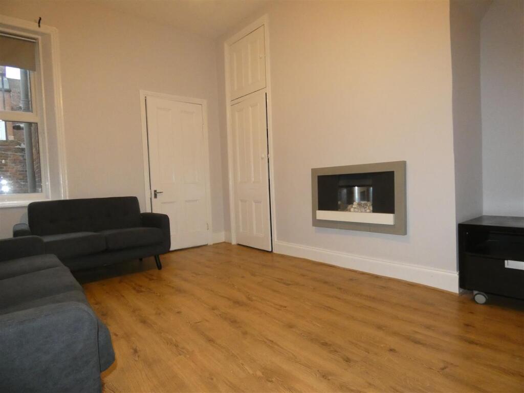 2 bed 1st Floor Flat for rent in Newcastle upon Tyne. From Wright Residential - Newcastle-Upon-Tyne