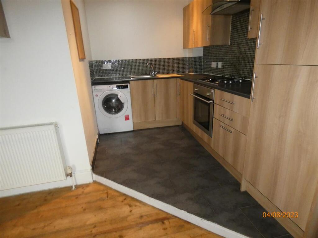 3 bed 1st Floor Flat for rent in Newcastle upon Tyne. From Wright Residential - Newcastle-Upon-Tyne