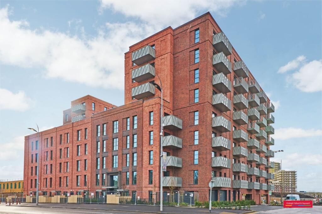 1 bed 1st Floor Flat for rent in . From Kinleigh Folkard & Hayward - Sales - Canada Water