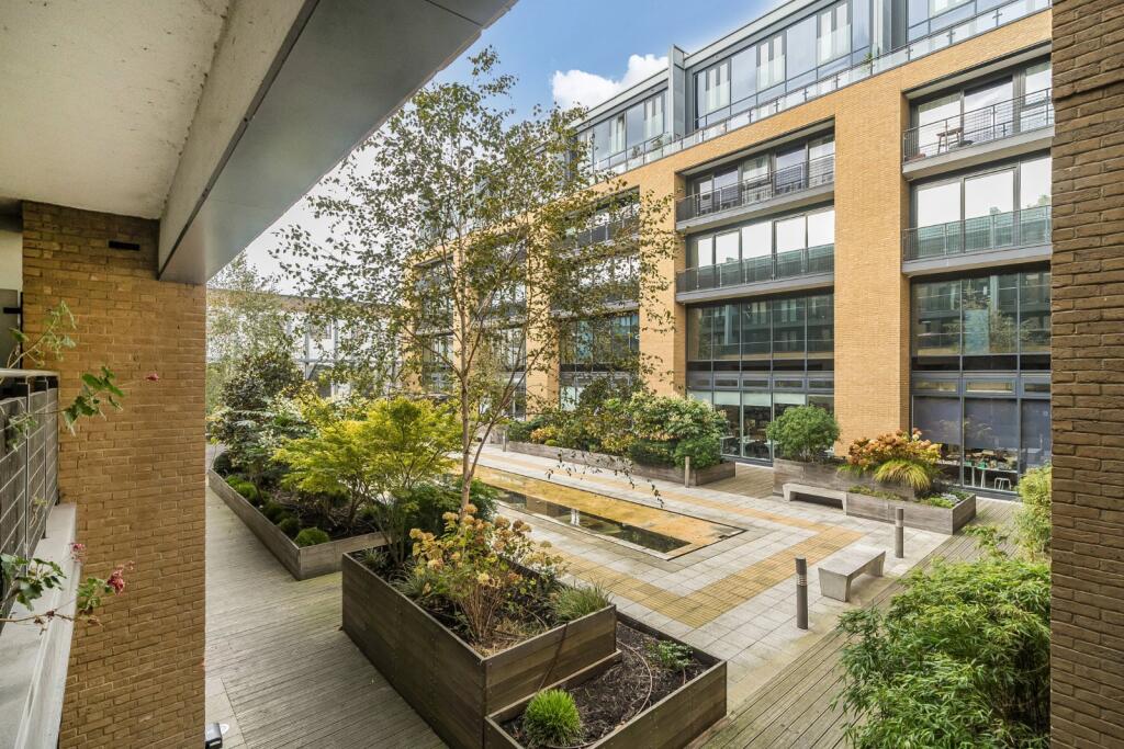2 bed 1st Floor Flat for rent in London. From Kinleigh Folkard & Hayward - Sales - Canada Water 2 bed 1st Floor Flat for rent in London. From Kinleigh Folkard & Hayward - Sales - Canada Water