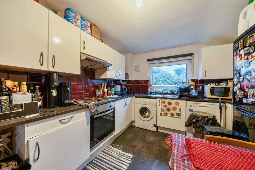 1 bed House (unspecified) for rent in London. From Kinleigh Folkard & Hayward - Sales - Canada Water