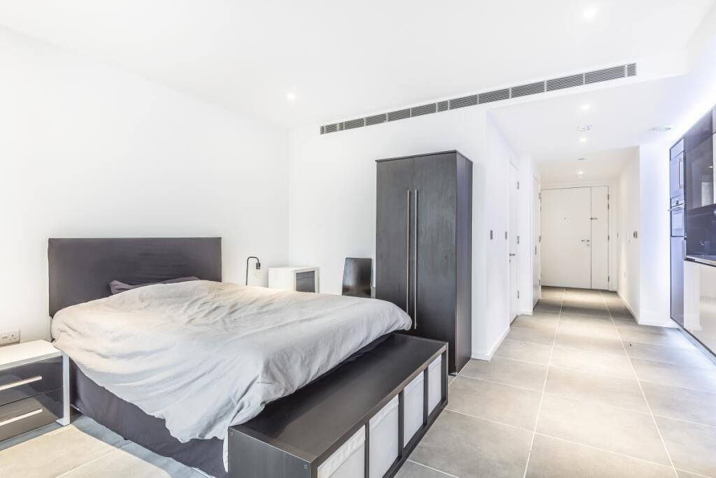 1 bed 1st Floor Flat for rent in London. From Kinleigh Folkard & Hayward - Sales - Canada Water